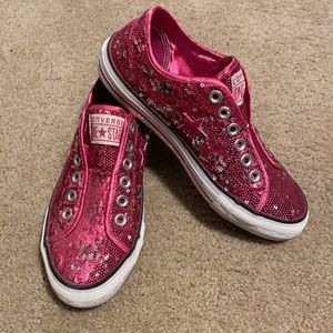 Excellent condition hot pink sequin Converse
